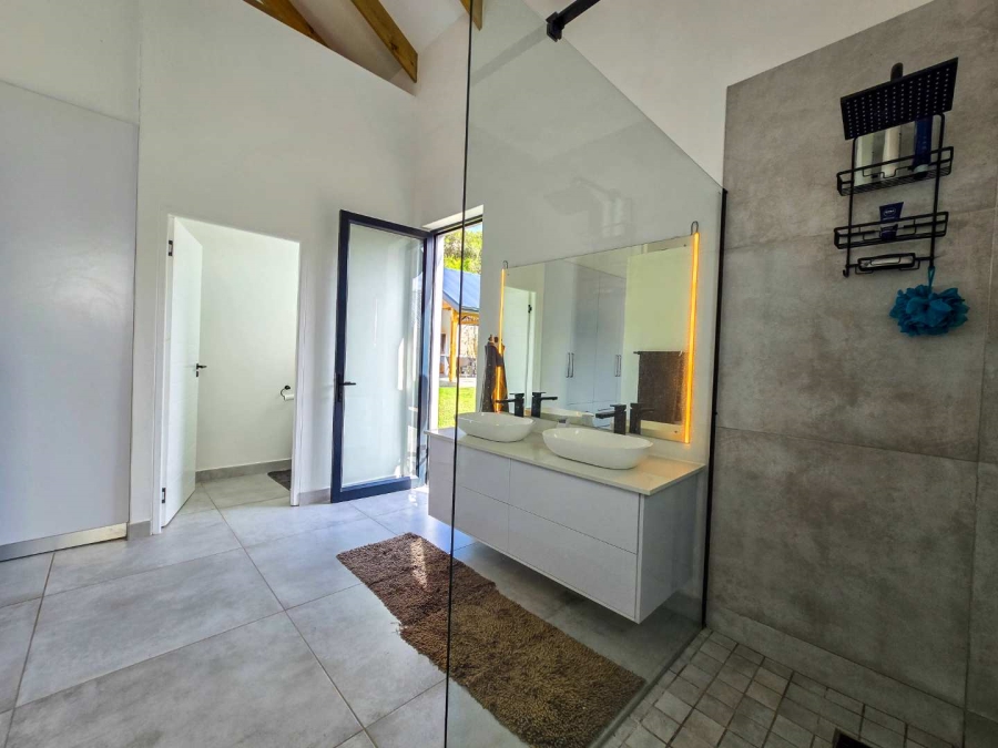 2 Bedroom Property for Sale in Stilbaai Wes Western Cape